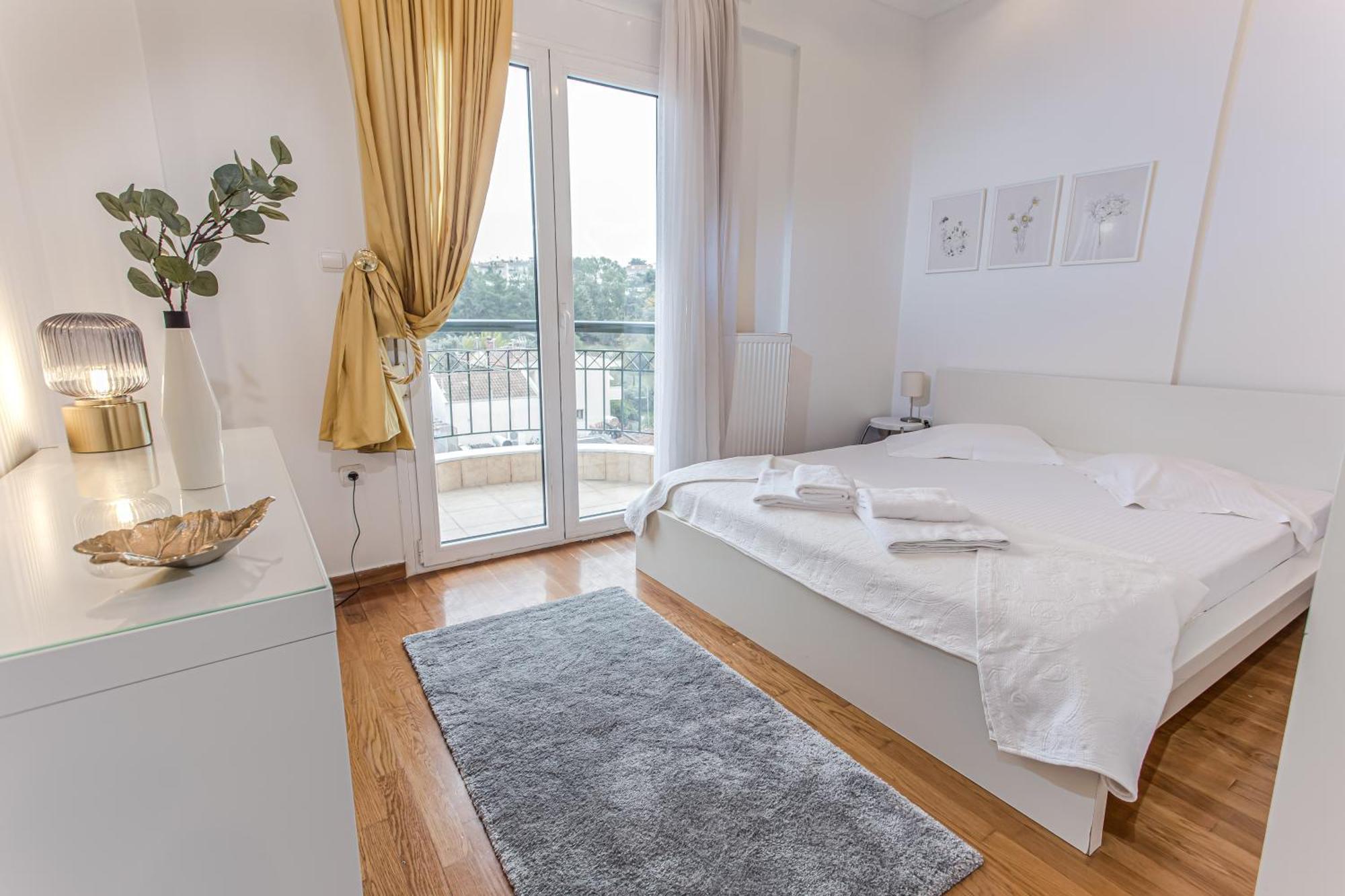 Celestial Garden-Thessaloniki'S Modern, Eclectic Penthouse With An Amazing View And Veranda Bagian luar foto